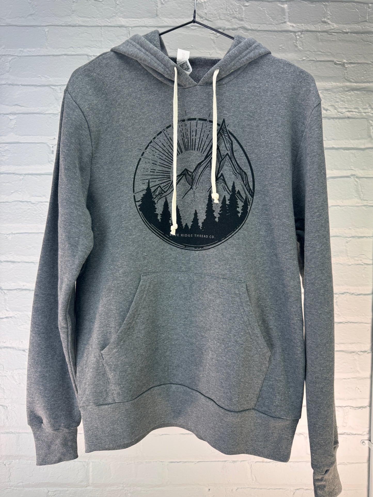 The Mountain View Hoodie - Eco Friendly - BRT