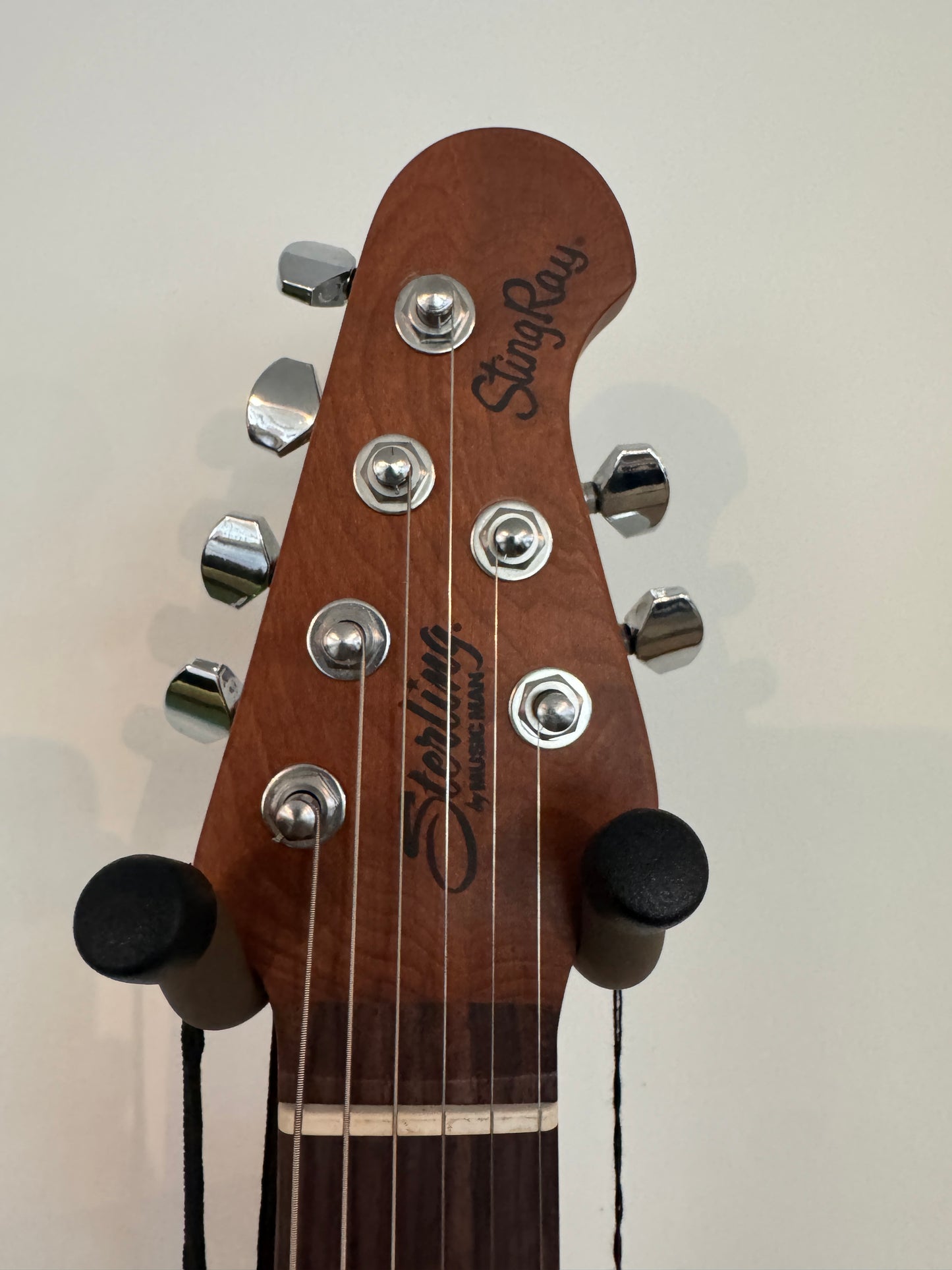 Sterling Music Man Stingray - Buttermilk